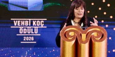 25.-Vehbi-Koc-Odulu8217nun-Sahibi-Sanatci-Canan-Tolon-Oldu-featured