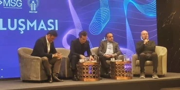 Muzik-Dunyasinda-Tarihi-Zirve-Uc-Dev-Meslek-Birligi-El-Ele-Verdi-featured