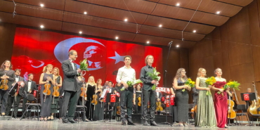 19-Mayis-Coskusu-Genc-Yeteneklerin-Ezgileriyle-Kutlaniyor-featured
