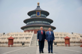 Trumpin-Pekin-Ziyaretinde-Silah-Krizi-Gok-Tapinaginda-Gerginlik-featured