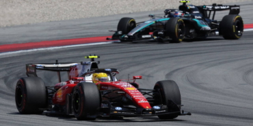 Hamiltondan-Ferrari-ile-Ilk-Zafer-Ispanyada-Zirve-Degisti-featured